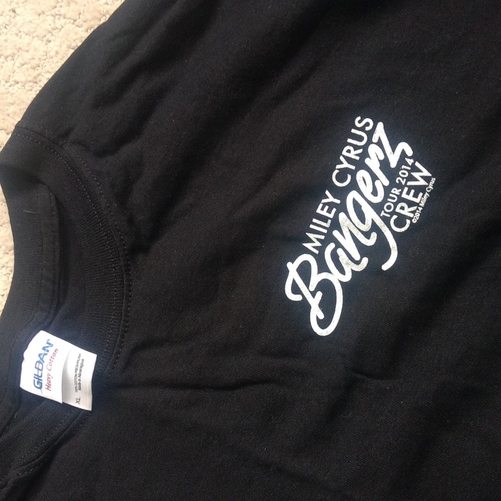 Miley Cyrus Bangerz tour t-shirt